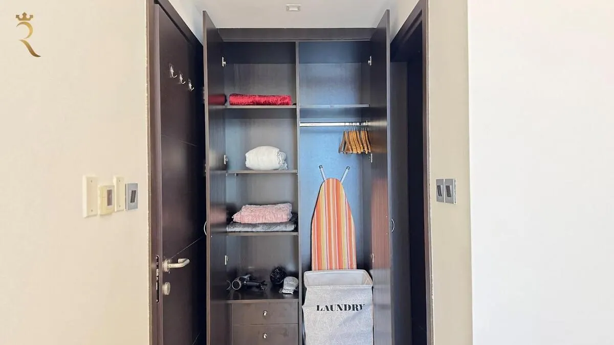 Lägenhet 1Br Al Reem Serene Stay And Modern Living Space Abu Dhabi Förenade Arabemiraten