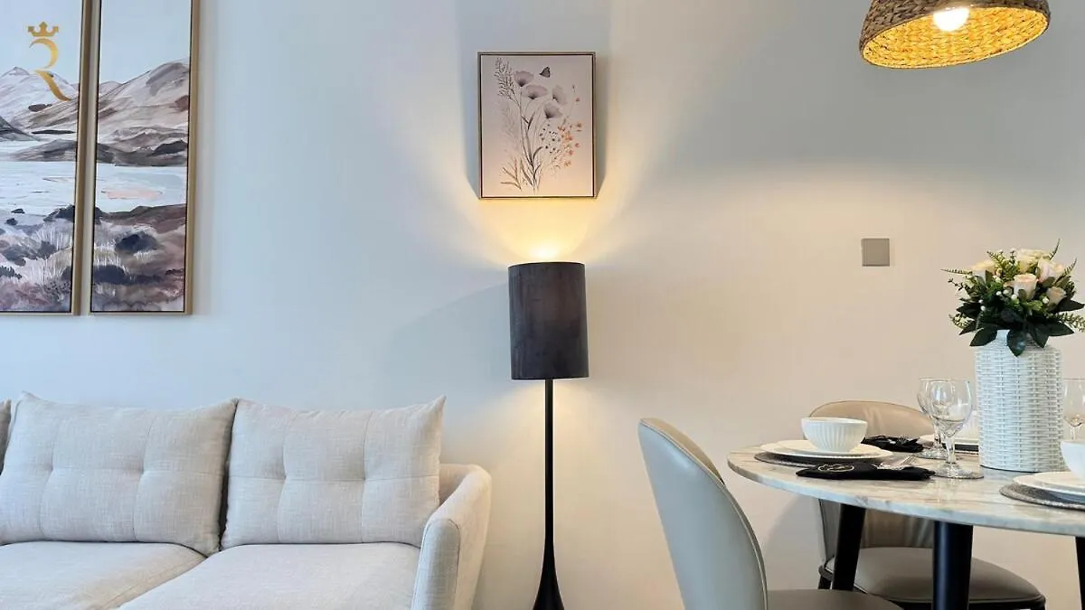 Lägenhet 1Br Al Reem Serene Stay And Modern Living Space Abu Dhabi